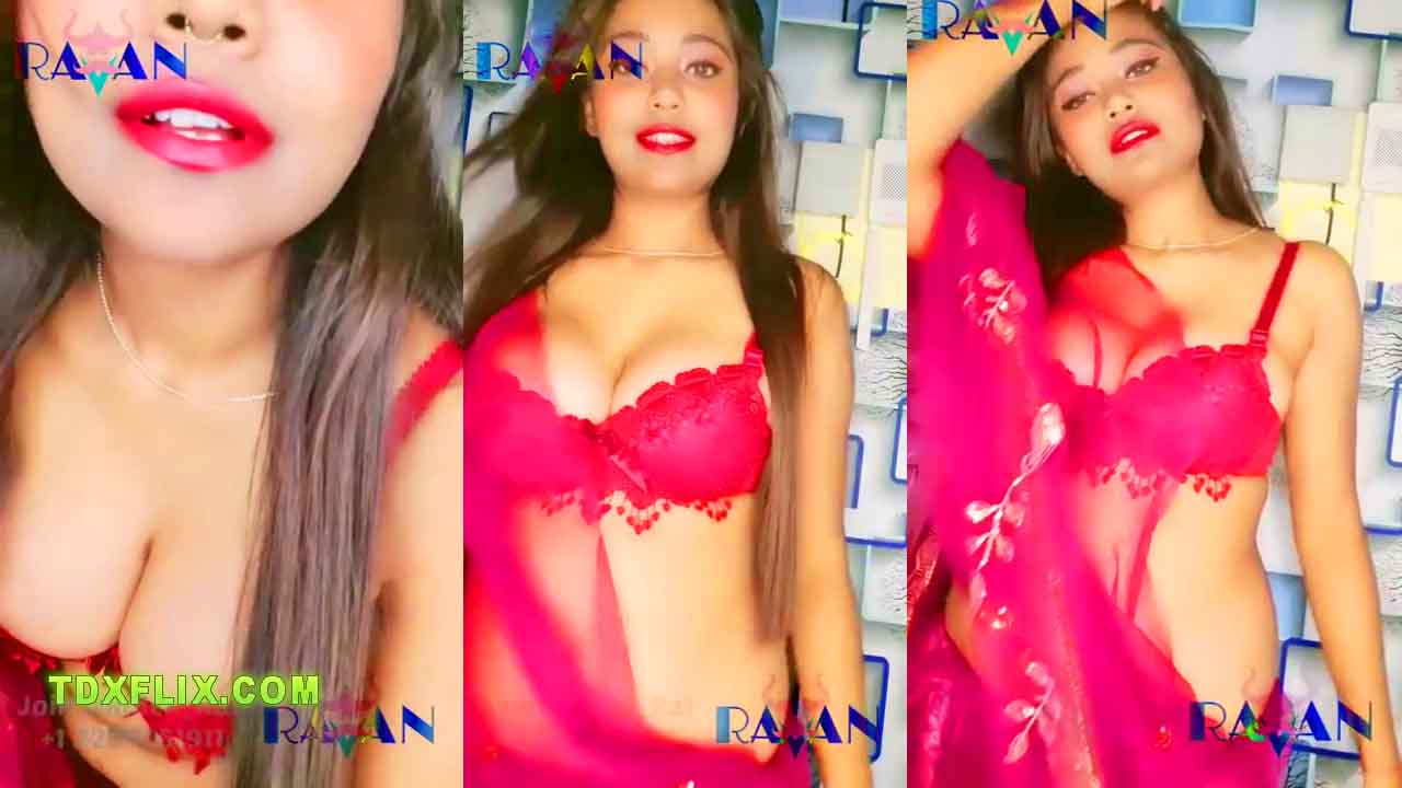 Sanaya_9 Showing Deep Cleavage Navel to Tease on PREMIUM Live